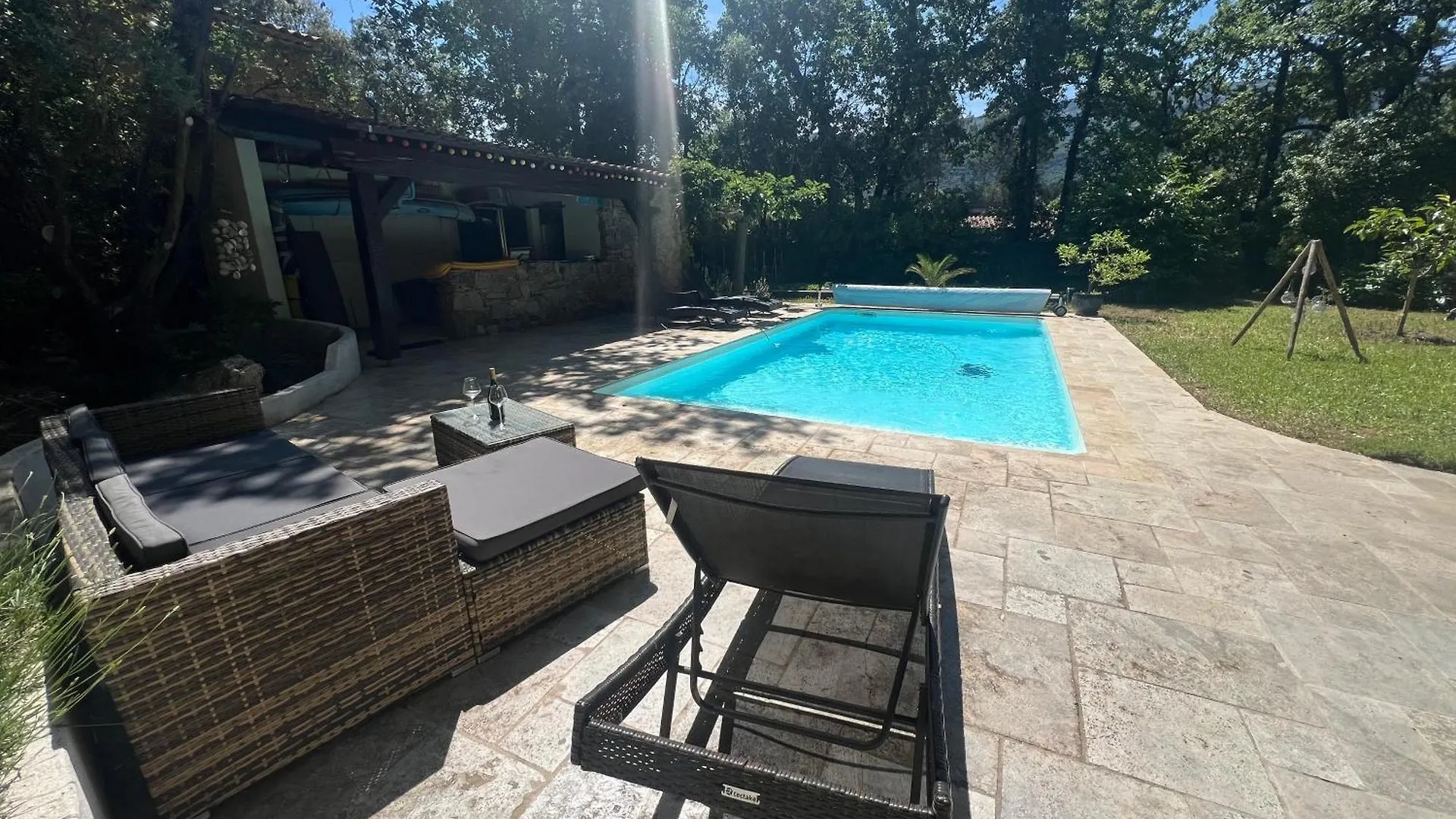 Dependance Individuelle Apartman Nans-les-Pins Franciaország