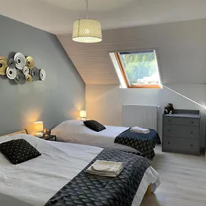 Maison L'aiguille - 2 Appartements, 5 Et Table D'hotes Au Pied De La Montagne A La Station De Appartement