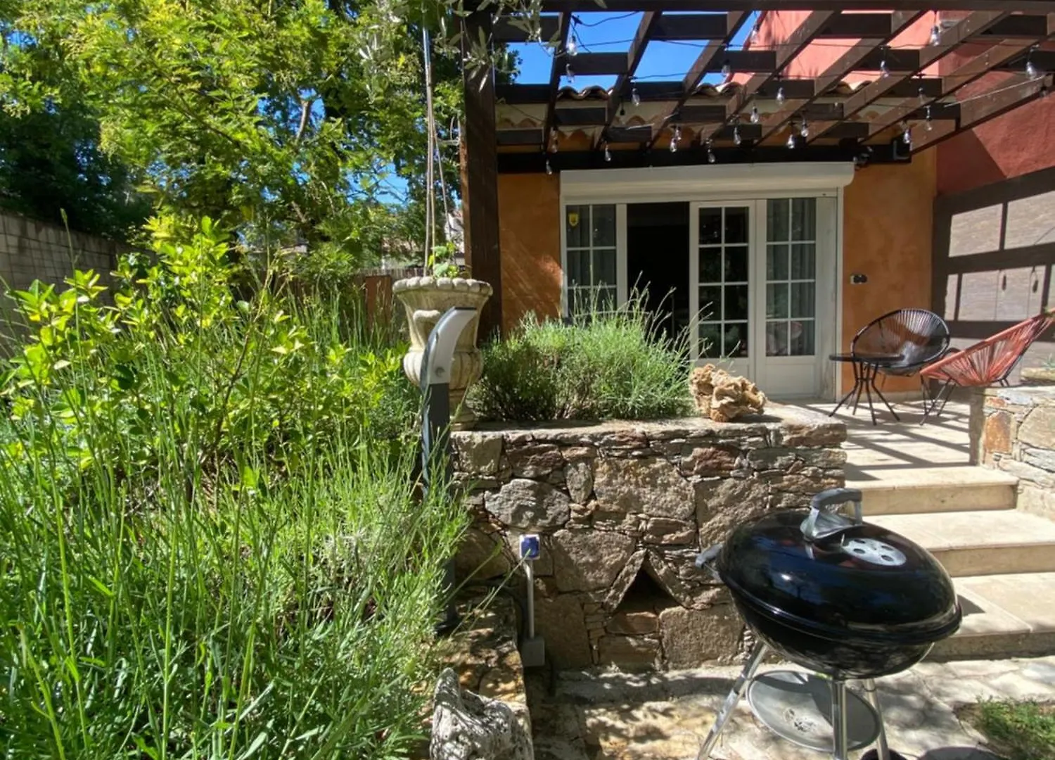 Dependance Individuelle Apartment Nans-les-Pins